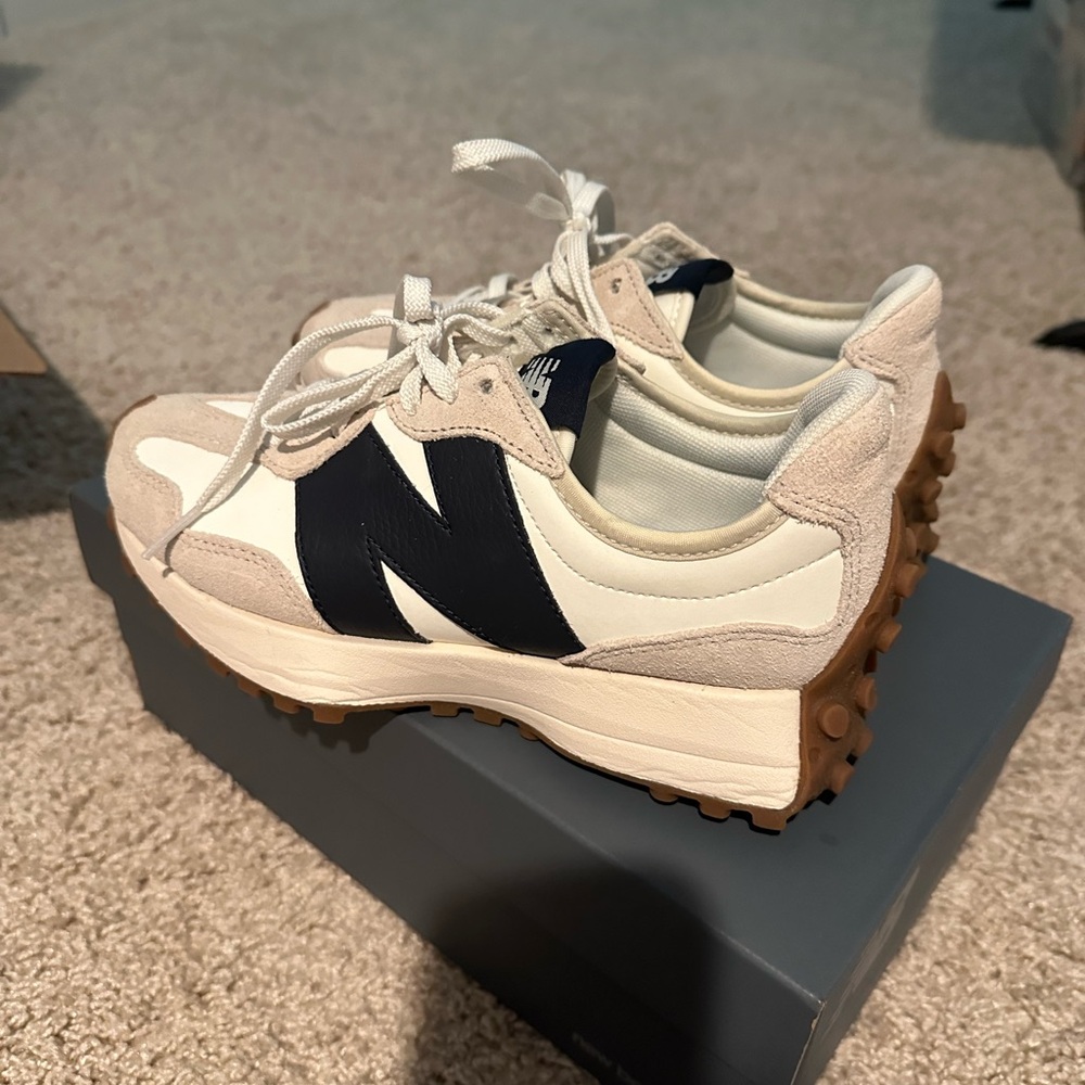New balance 327 moonbeam outerspace
